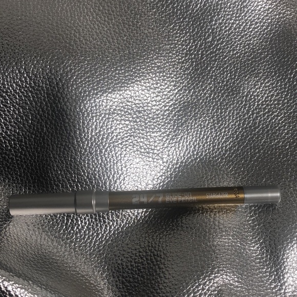 Limited Edition UD Glide-On Pencil in Stargazer - Picture 7 of 9